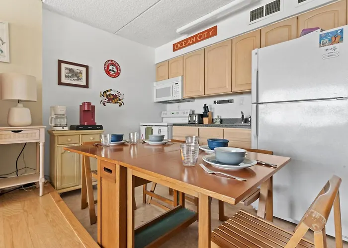 Oceanfront W Panoramic Views Atlantis 103rd St